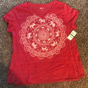 A red elephant graphic tee
